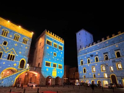 Todi 22 videomapping mappato proiezione feste natale italia umbria marche toscana lazio